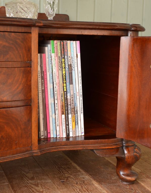 アンティーク家具　イギリスのアンティーク家具、ウォルナット材のチェストオブドロワーズ。雑誌やA4ファイルも入るので、幅広く使っていただけます。(q-418-f)