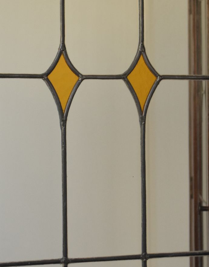 アンティークのキャビネット　アンティーク家具　ステンドグラス入りの英国のアンティークブックケース（本棚）。ガラスも当時のもの。(q-627-f)