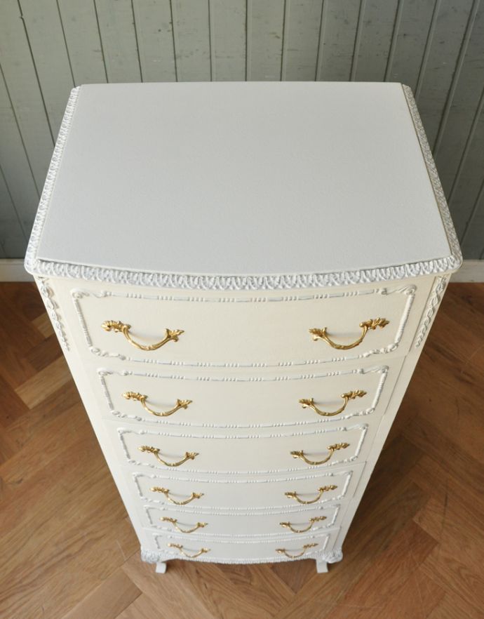 アンティークのチェスト　アンティーク家具　スタイルバツグンのアンティーク家具、フランスの美しいチェストオブドロワーズ。天板もとってもキレイです。(q-633-f)