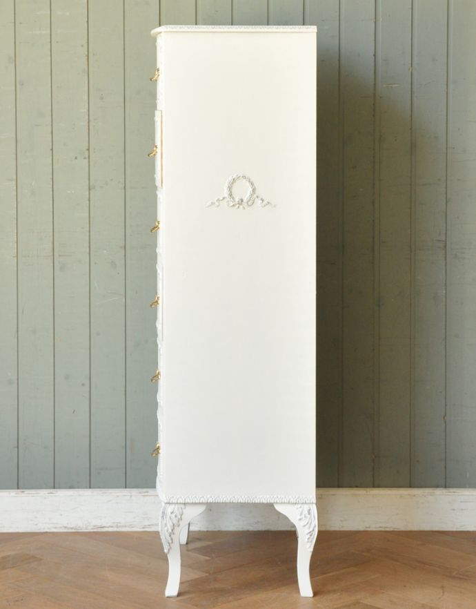 アンティークのチェスト　アンティーク家具　スタイルバツグンのアンティーク家具、フランスの美しいチェストオブドロワーズ。サイドにも可愛い飾り。(q-633-f)