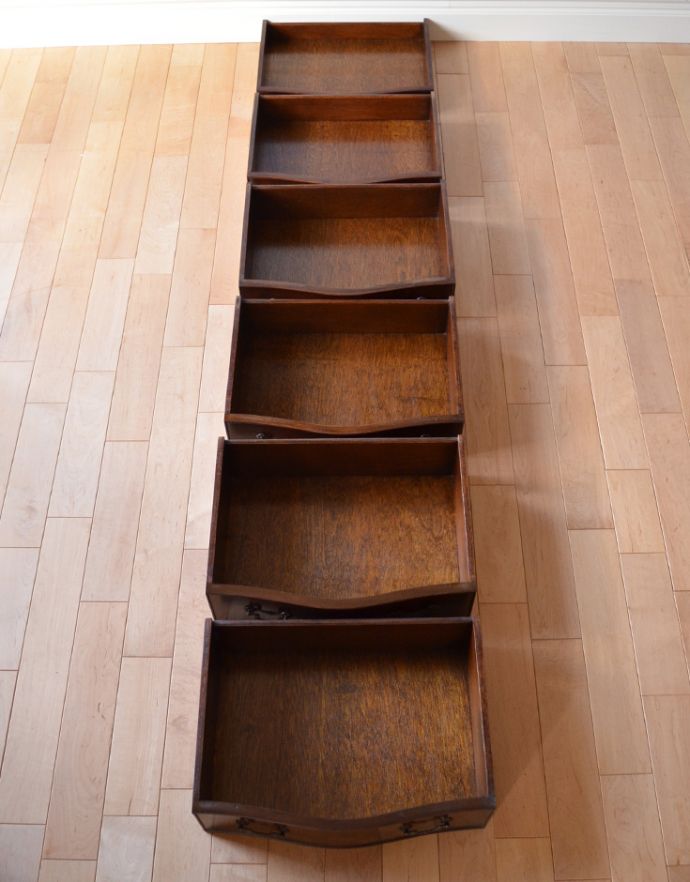 アンティークのチェスト アンティーク家具 気品溢れるアンティーク英国家具、チェストオブドロワーズ。引き出しは6杯。(q-648-f)