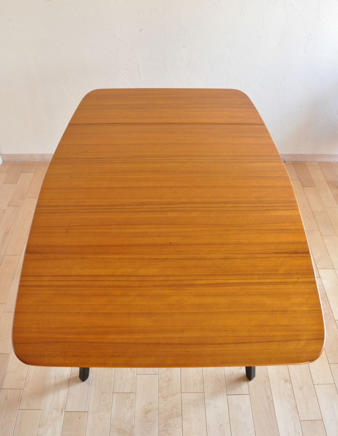 G-PLAN(Gプラン) アンティーク家具 北欧ヴィンテージ家具、G-planのバタフライテーブル(伸張式ダイニング)。天板もピカピカにお直ししました。(q-652-f)