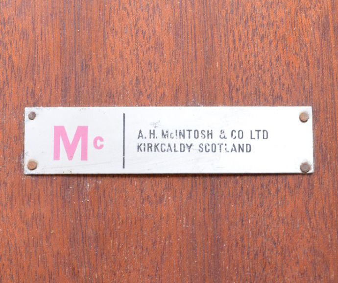 ロイドテーブル　アンティーク家具　ヴィンテージの北欧家具、マッキントッシュ社の伸張式ダイニングテーブル。マッキントッシュのタグが残っています。(q-653-f)