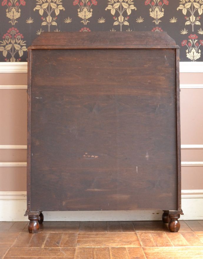 ビューロー アンティーク家具 アンティーク英国家具、彫りのきれいなオーク材のライティングビューローデスク。きちんとメンテナンスしてあるので、裏側もキレイです。(q-720-f)