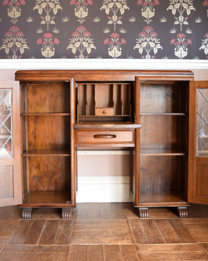 ビューロー アンティーク家具 英国ならではのアンティーク家具、サイドバイサイド(本棚&デスク)。両サイドは、本棚。(q-845-f)