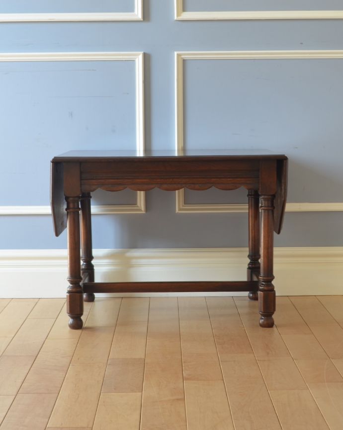 アンティークのテーブル　アンティーク家具　バタフライタイプのコーヒーテーブル、アンティークの英国家具。ちょっとした場所に広げられるので、お茶の時間にピッタリ！。(q-905-f)