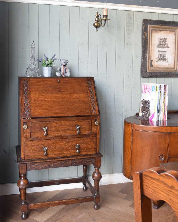 ビューロー　アンティーク家具　小さいサイズのライティングビューロー、アンティークの英国輸入家具。。(q-907-f)
