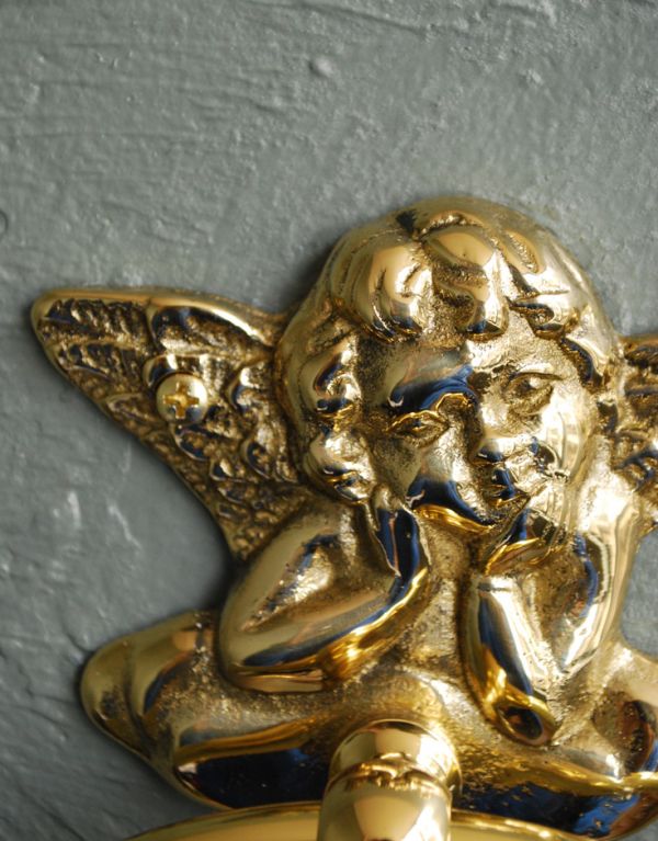 洗面・トイレ 住宅用パーツ 真鍮タオルリング (ゴールド・エンジェル)。両サイドに2ヵ所ビス穴が開いています。(sa-420)