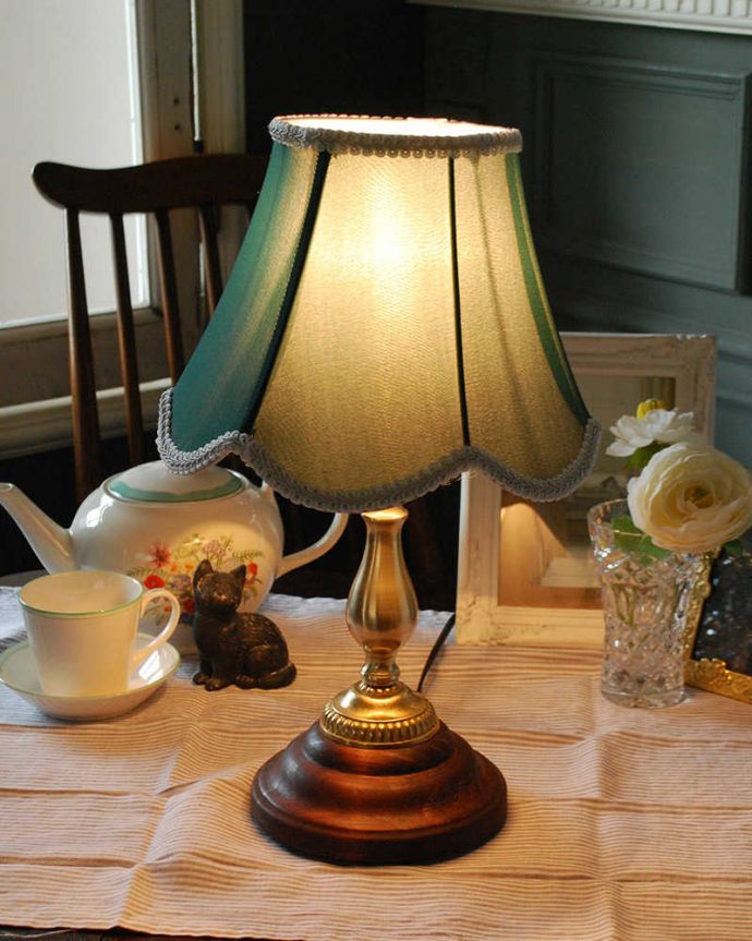 スタンドライト 照明・ライティング 布シェードのテーブルランプ/グリーン(タッチセンサーランプ)(電球なし)。3段階の調光が可能です。(TL-0043)