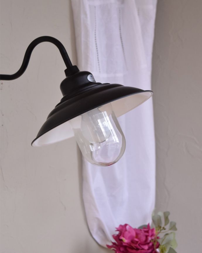 壁付けブラケット 照明・ライティング ウォールブラケット(外灯・ブラック)(電球なし)。質感のいいブラックがカッコイイ!。(wr-054b-a)