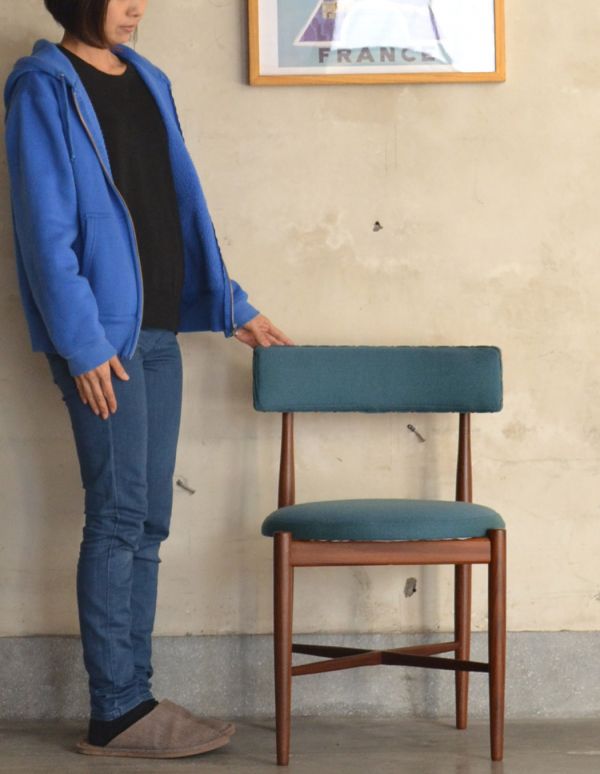 G-PLAN(Gプラン)　アンティーク チェア　Gプランのフレスコシリーズのヴィンテージチェア、ダイニングチェア（ブルーグリーン）。人気の北欧テイストの家具。(x-401-c)