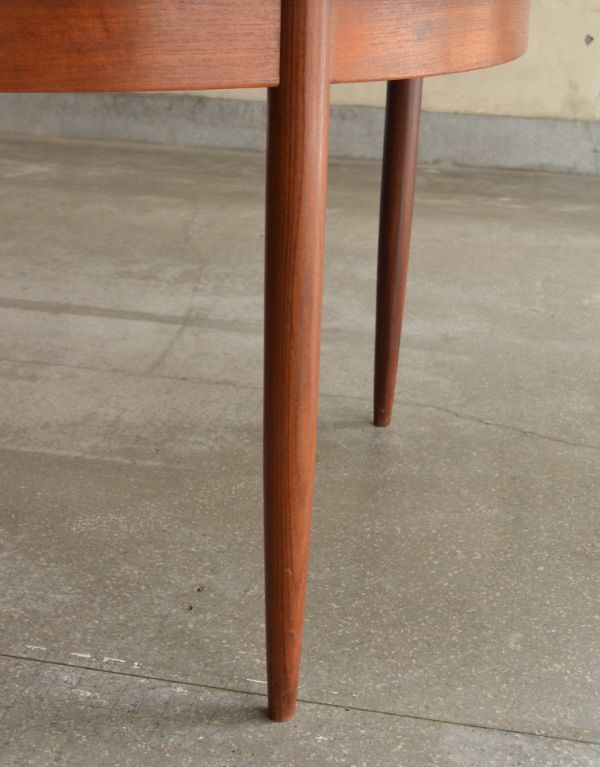 アンティーク家具 G-planのヴィンテージ家具、フレスコシリーズのダイニングテーブル。キチンとお直ししました。(x-630-f)