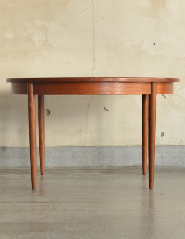 G-PLAN(Gプラン) アンティーク家具 アンティーク テーブルG-plan。閉じたときです。(k-1192-f)