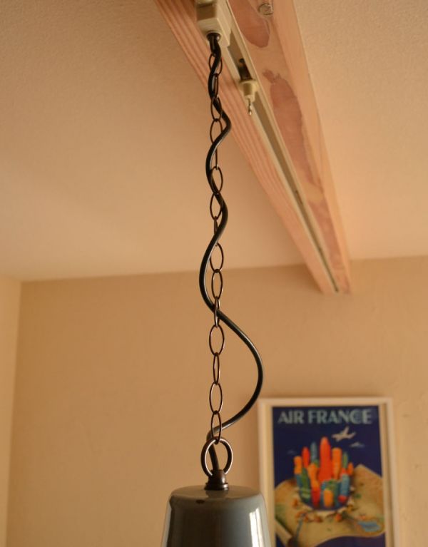 ペンダントライト 照明・ライティング Philips社(フィリップス)製、フランスアンティークエナメルランプ。引っ掛けシーリングタイプなので、届いてすぐにお使い頂けます。(x-658-z)