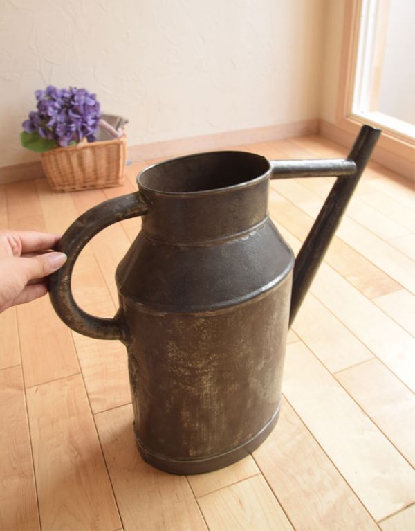 フランスから届いたアンティークのウォータリングジャグ（ジョウロ）(x