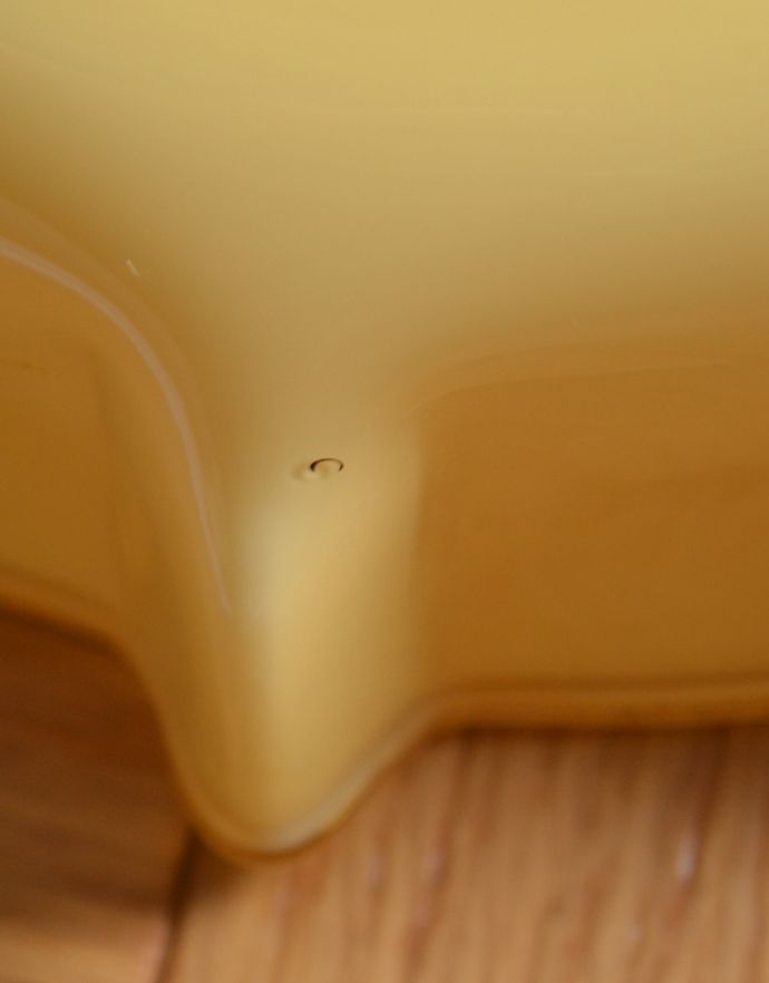 ペンダントライト 照明・ライティング フランスアンティーク照明、色つきガラスのペンダントライト(コード・シャンデリア電球・ギャラリーA付き)。アンティークは新品ではないので、経年変化によるキズはありますが、専門の職人によって目立たないようにキレイにお直しをしています。(x-704-z)