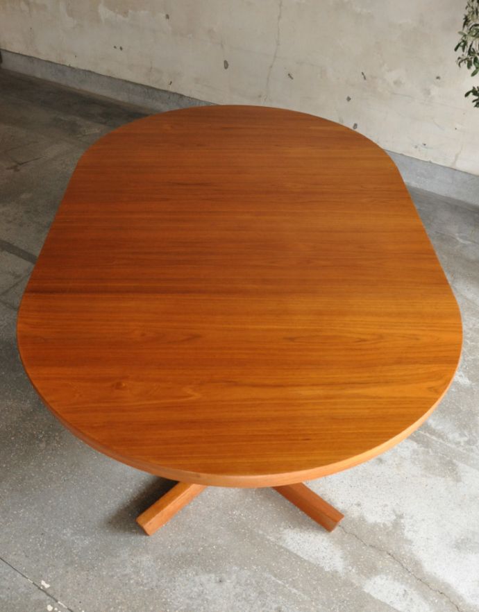 アンティークのテーブル アンティーク家具 北欧テイストのヴィンテージ家具、伸張式のダイニングテーブル。天板です。(x-750-f)