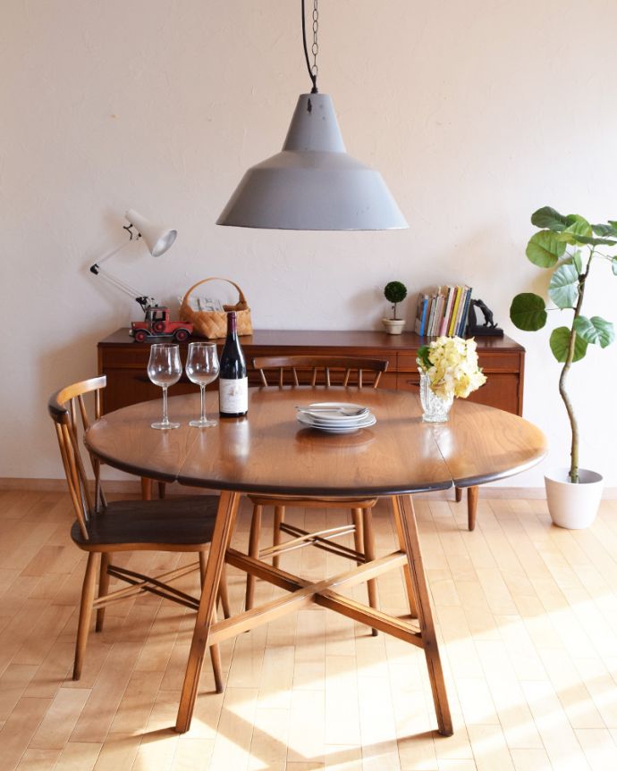 ペンダントライト　照明・ライティング　シンプルなデザインのPHILIPS社のヴィンテージエナメルランプ（Ｅ26球付き）。エナメルランプは、お部屋にピリッとスパイスを効かせてくれるアイテムです。(x-788-z)