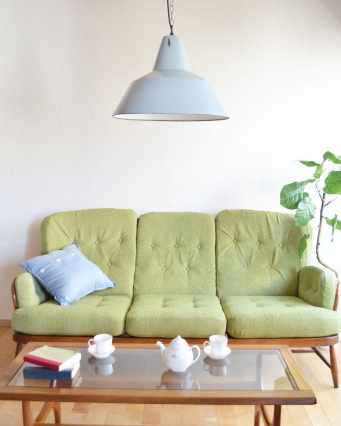 ペンダントライト　照明・ライティング　シンプルなデザインのPHILIPS社のヴィンテージエナメルランプ（Ｅ26球付き）。ライトグレーのシェードは、主張しすぎないので、ナチュラルな北欧スタイルにしたい方におススメです。(x-788-z)