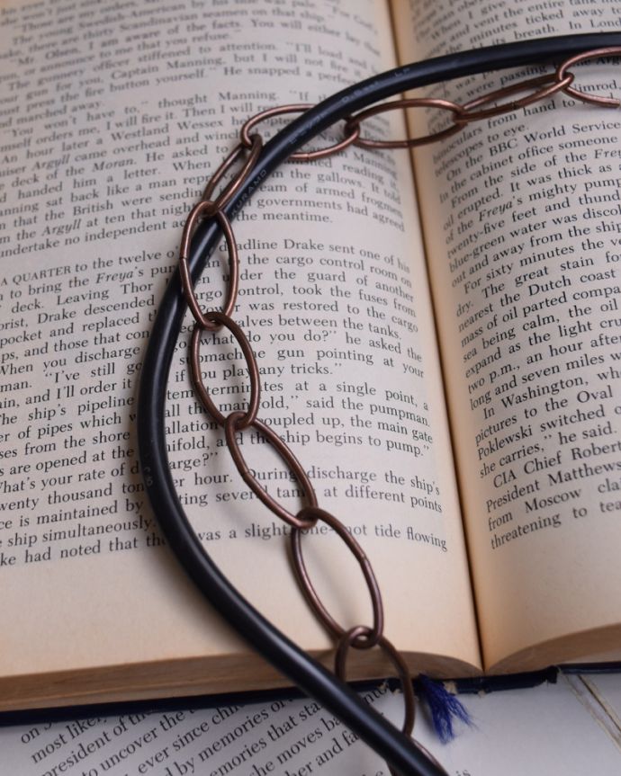 ペンダントライト　照明・ライティング　シンプルなデザインのPHILIPS社のヴィンテージエナメルランプ（Ｅ26球付き）。チェーンが付いているので、強度があります。(x-788-z)