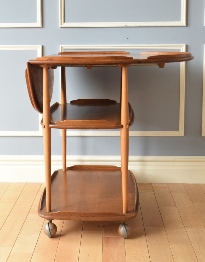 アーコールの家具　アンティーク家具　有名ブランドERCOL社のヴィンテージワゴンテーブル。片開きも出来ます。(x-822-f)