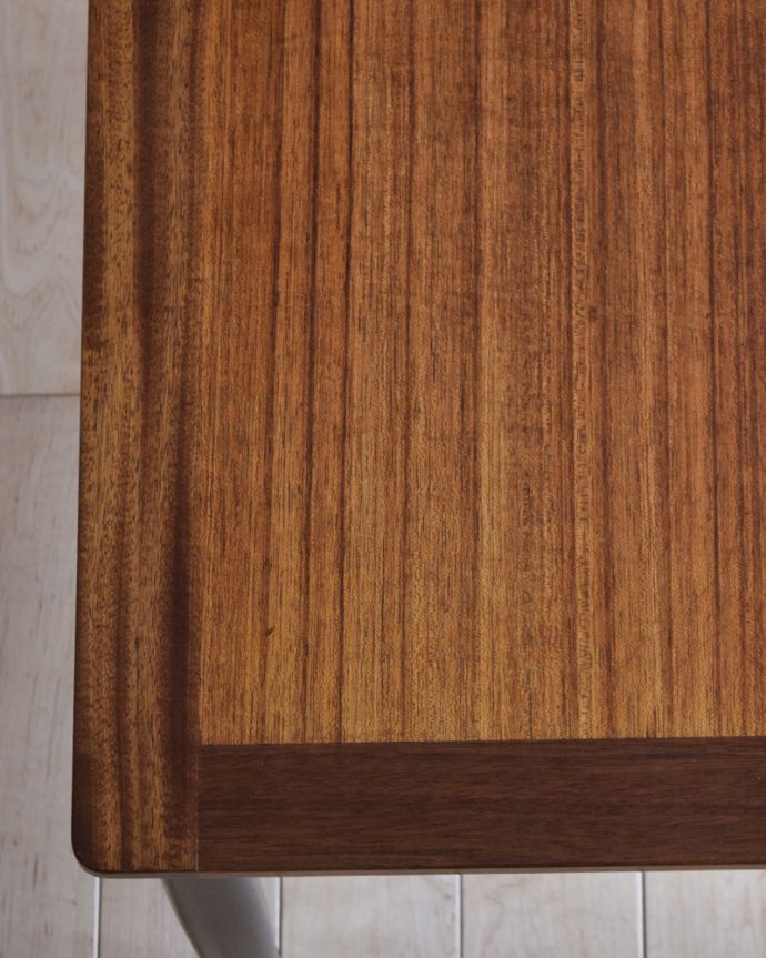 G-PLAN(Gプラン)　アンティーク家具　小さめサイズのコーヒーテーブル、G-planのアンティークイギリス家具。角が丸くなっているので、小さなお子さまがいるお家でも安心してお使い頂けます。(x-935-f)