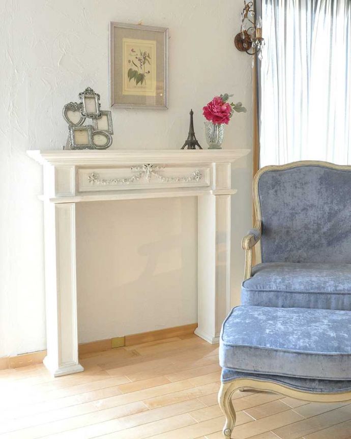 アンティーク風のインテリアアクセサリー アンティーク風 マントルピース/コンソールテーブル。これがあれば、憧れだったフレンチスタイルがあっという間に作れます。(y-242-f)