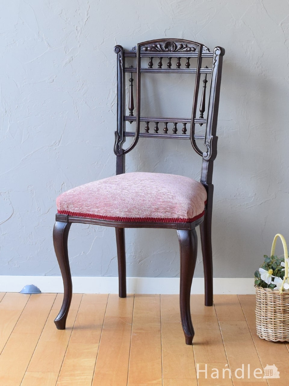 英国から届いたアンティークの美しい椅子、マホガニーのサロンチェア (i-007-c)