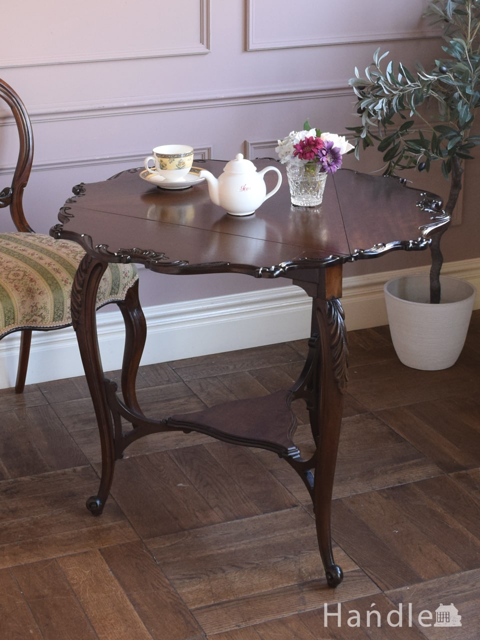 英国アンティークのトランスフォームオケージョナルテーブル、天板の形が変わる伸長式のティーテーブル (q-3126-f)