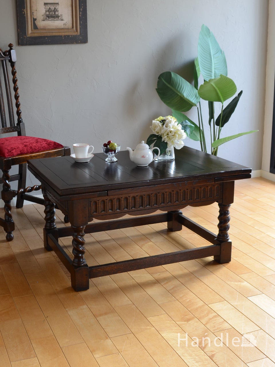 英国から届いたアンティークのドローリーフテーブル、コーヒーテーブルサイズの伸長式テーブル (i-103-f)