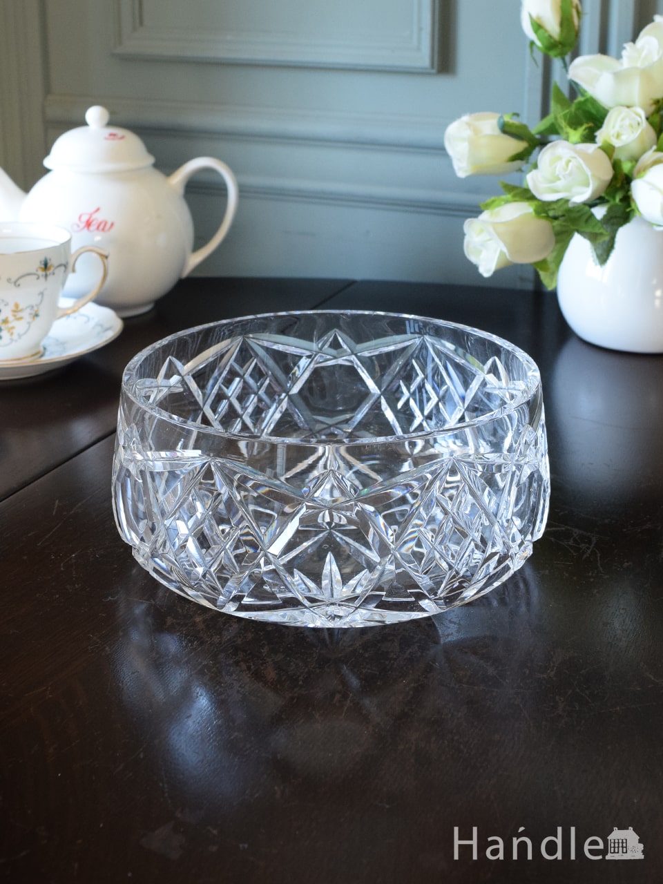 アンティークガラスの食器、型押し模様が美しいアンティークガラスのボウル (pg-7778)