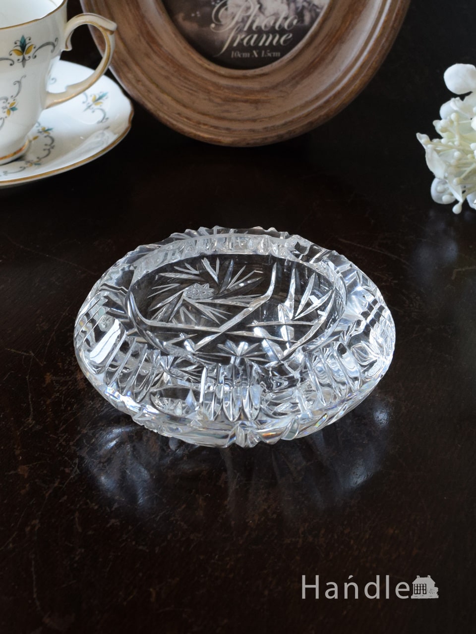 アンティークガラスの灰皿、イギリスで見つけたプレスドグラスのアンティーク雑貨 (pg-7767)
