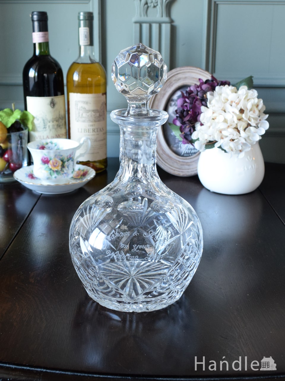 英国アンティークガラスの美しいボトル、イギリスで見つけたプレスドグラスのデカンタ (pg-7984)