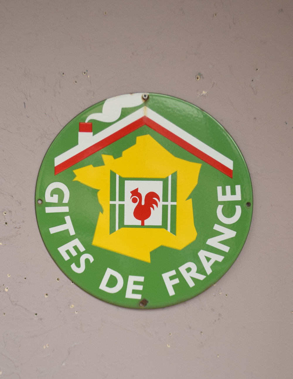 フランスで買い付けたGITES DE FRANCEのヴィンテージサインプレート（看板） (d-1258-z)