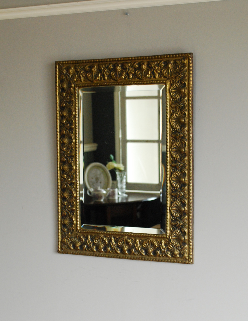 シェルモチーフのアンティークミラー、ゴールドフレームのフランスの鏡 (d-1430-z)