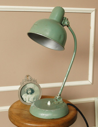 インダストリアルなアンティーク照明、ライトグリーン色のデスクランプ (d-462)