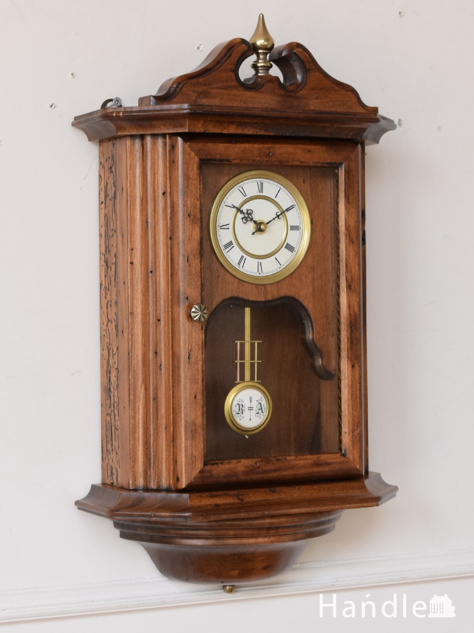 イタリアから届いたアンティーク調の掛け時計、カパーニ社の振子付時計 (n8-138)
