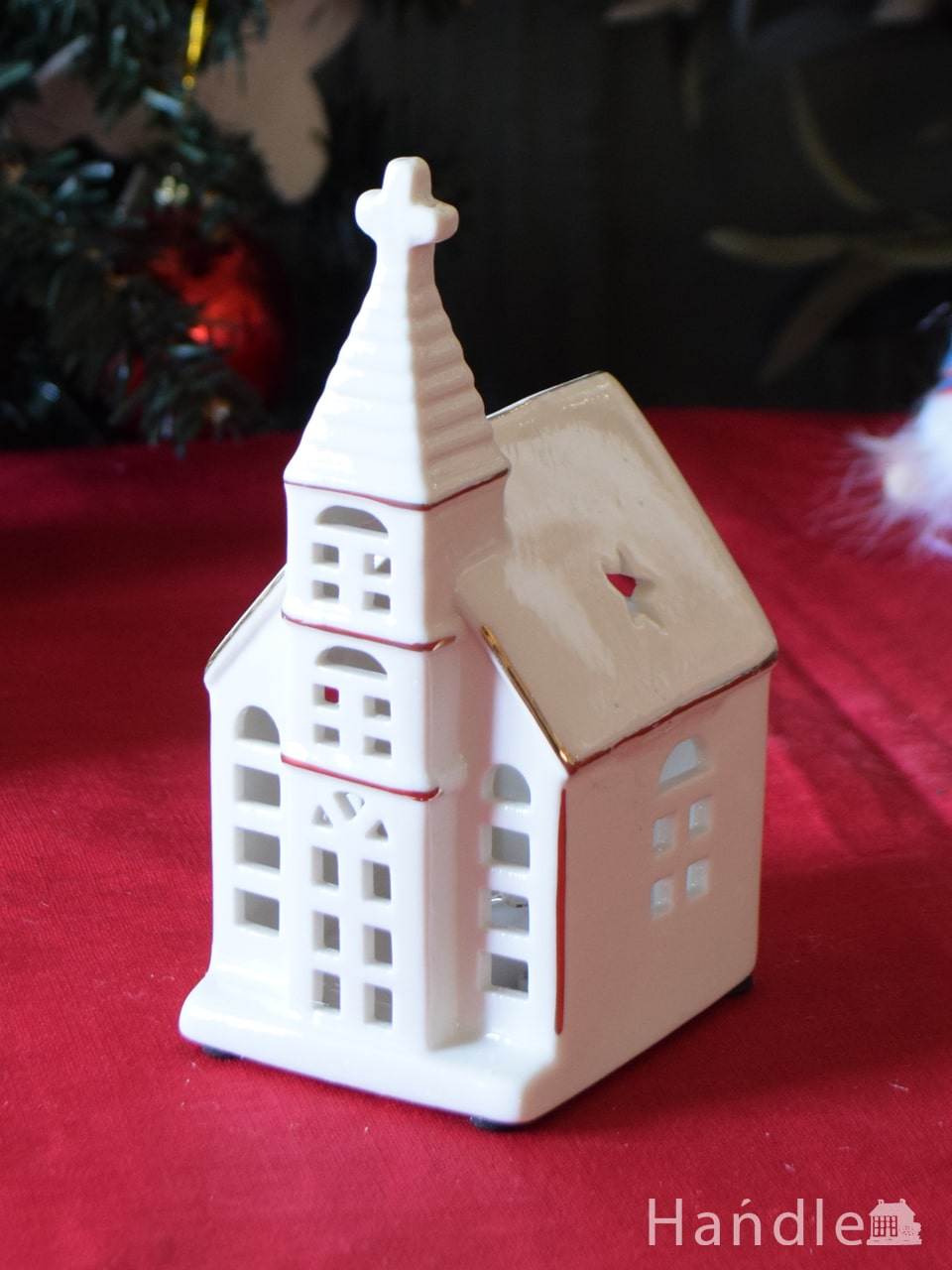 お洒落なクリスマス雑貨、セラミックで出来た可愛い教会のオブジェ（LEDライト付き） (cm-284)