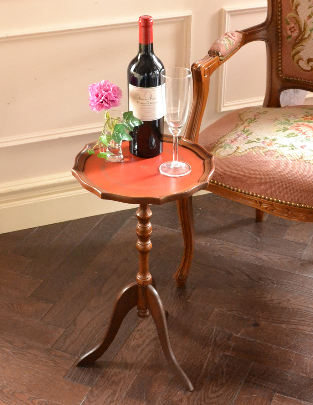 アンティークの英国家具、高級感のある革張りのワインテーブル（オケージョナルテーブル） (j-1715-f)