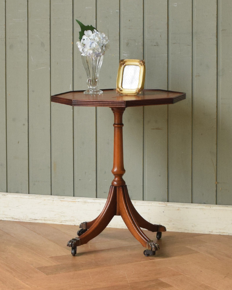 正八角形のキレイな革貼りのワインテーブル、英国のアンティーク家具 (j-1814-f)