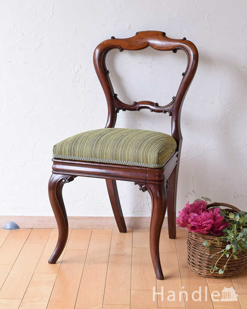 英国から届いたバルーンバックチェア、マホガニー材のアンティーク椅子 (k-1201-c)