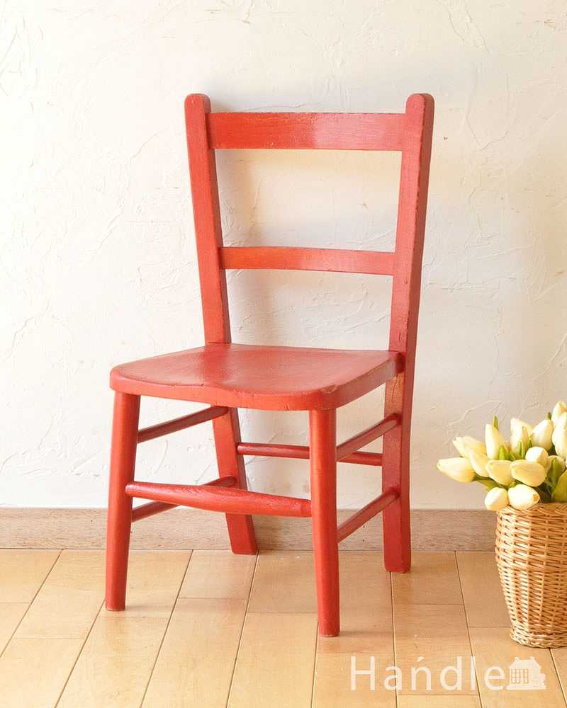 イギリスで見つけたアンティークペイント椅子、赤い色のチャイルドチェア (k-1257-c)