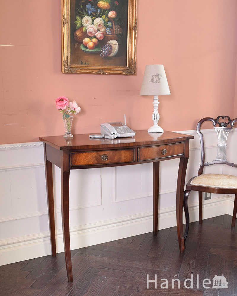 英国のアンティーク家具、曲線が優雅なデスクにもなるおしゃれなコンソールテーブル (k-1802-f)