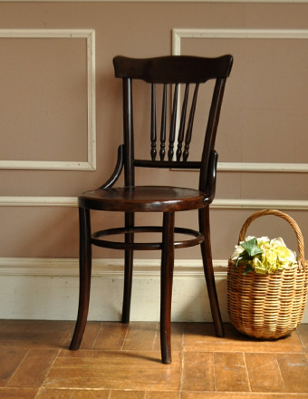 英国のオシャレなアンティーク椅子、焦げ茶色のベントウッドチェア (k-742-c)