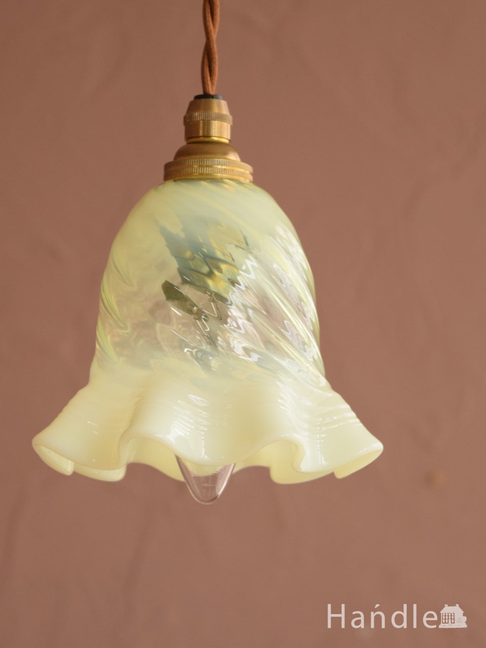 アンティーク調のヴァセリン風ガラスシェードのペンダントライト（コード・シャンデリア球・ギャラリーなし） (pl-318)