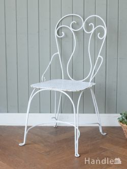 アンティークチェア・椅子  フランスのおしゃれなチェア、背もたれのデザインが可愛いアンティークのガーデンチェア