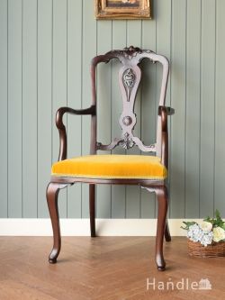 英国アンティークの美しい椅子、マホガニー材のアンティークアームチェア