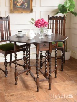 アンティーク家具  英国アンティークの八角形テーブル、ツイスト足がおしゃれな伸長式のゲートレッグテーブル