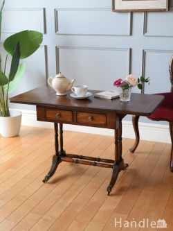 アンティーク家具  イギリスから届いたアンティークの伸長式テーブル、便利に使えるバタフライコーヒーテーブル