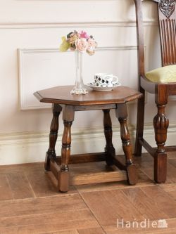 英国アンティークの八角形のおしゃれなテーブル、気軽に使える小さなコーヒーテーブル